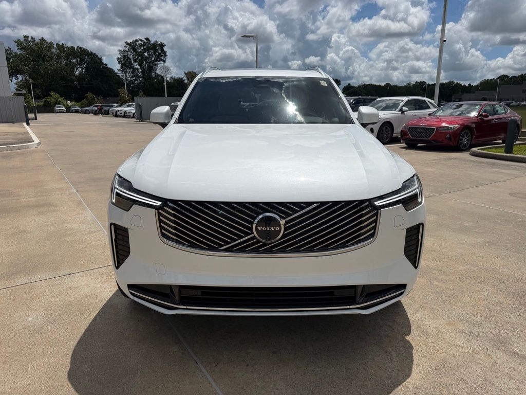 2026 Volvo XC90 Plus - Photo 7