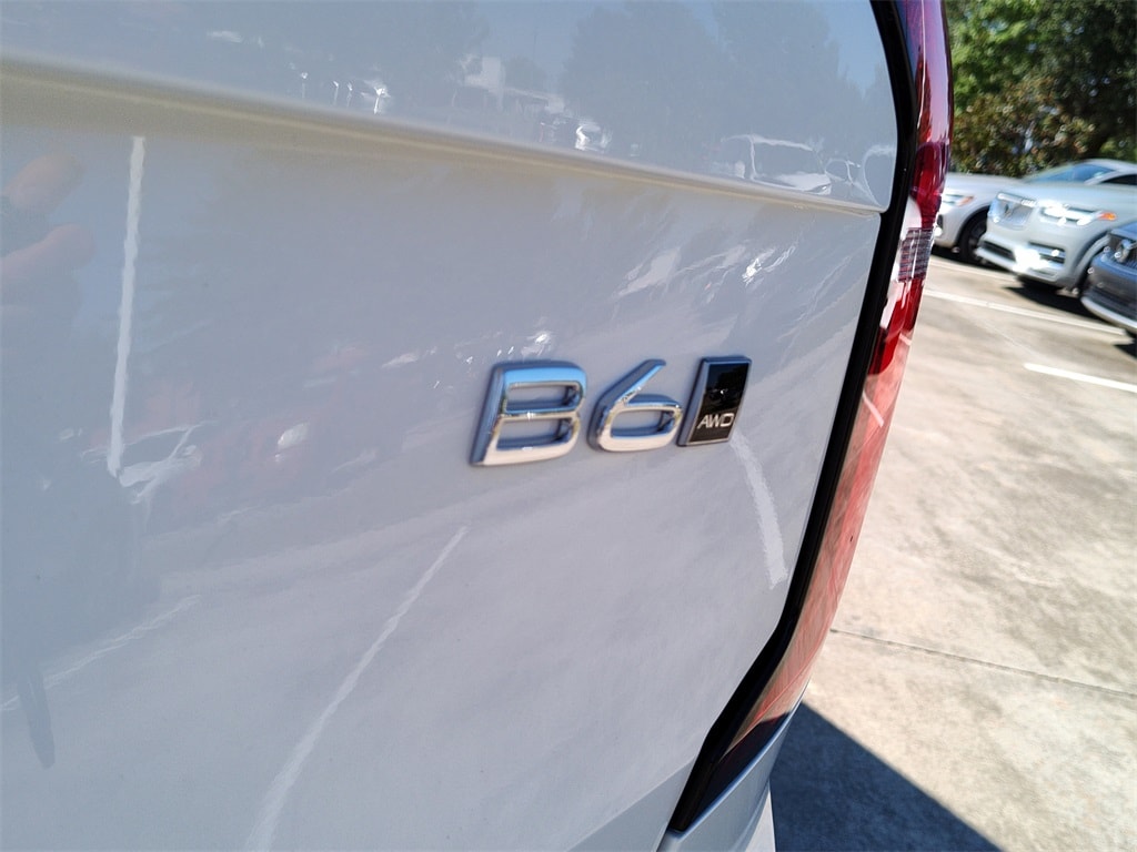 New 2026 Volvo XC90 B6 Ultra Dark Theme 7-Seater SUV