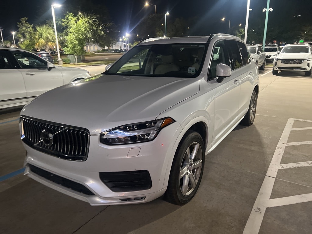 Used 2021 Volvo XC90 T5 Momentum 7 Passenger SUV
