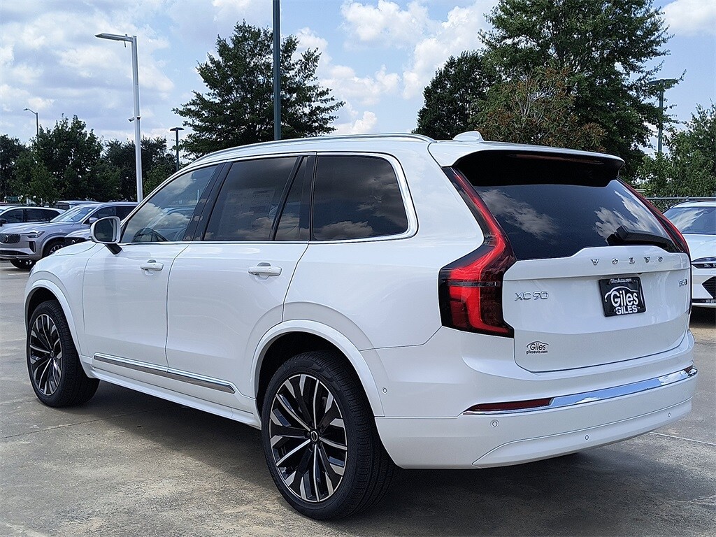 2026 Volvo XC90 photo 2