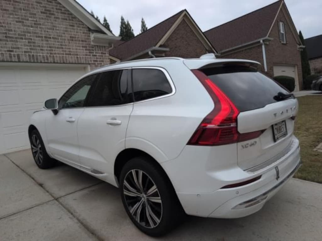 Used 2023 Volvo XC60 B5 FWD Plus Bright SUV