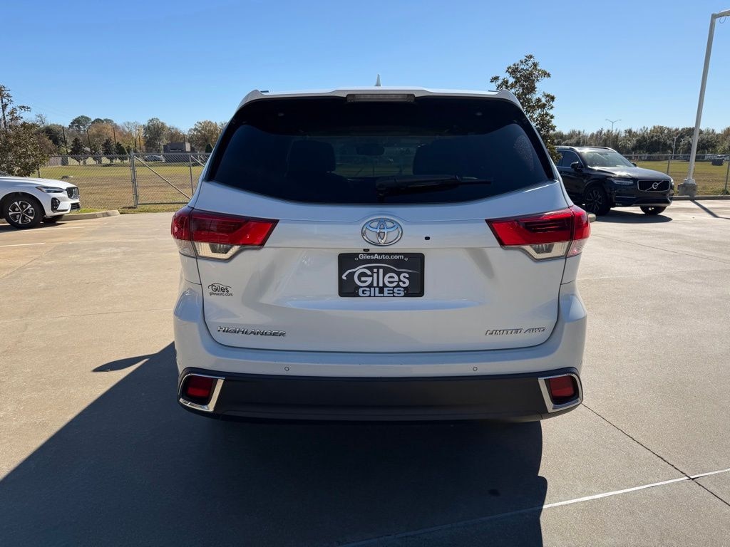 Used 2018 Toyota Highlander SUV