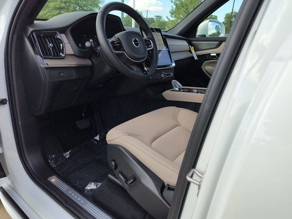 New 2026 Volvo XC90 B6 Plus 6-Seater SUV