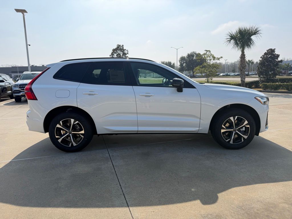 2026 Volvo XC60 Core - Photo 6