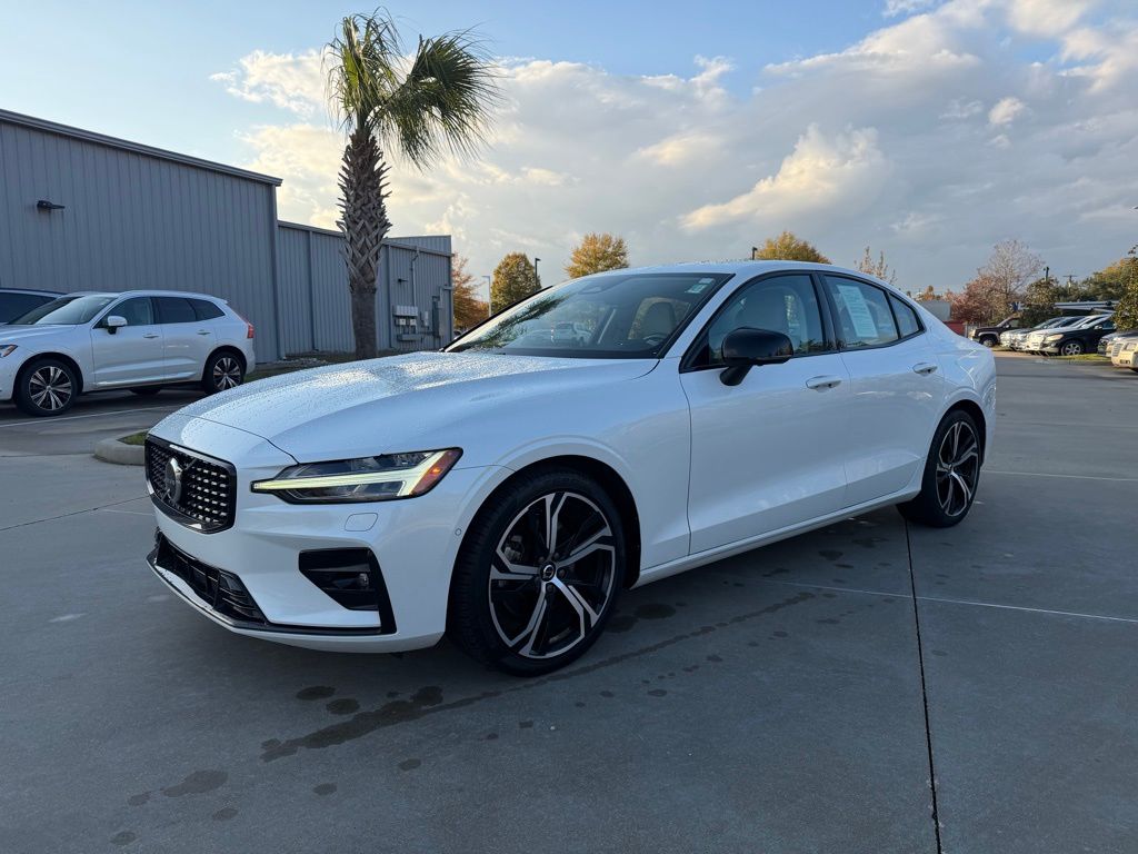 2024 Volvo S60 Sedan 