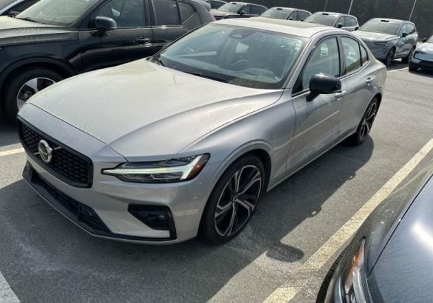 2025 Volvo S60 Core