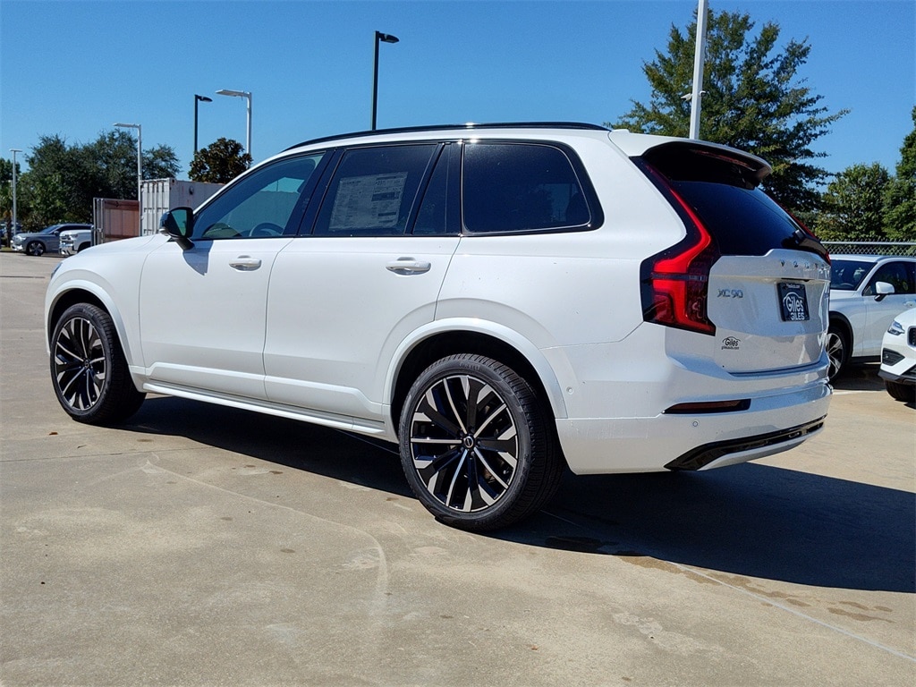 New 2026 Volvo XC90 B6 Ultra Dark Theme 6-Seater SUV