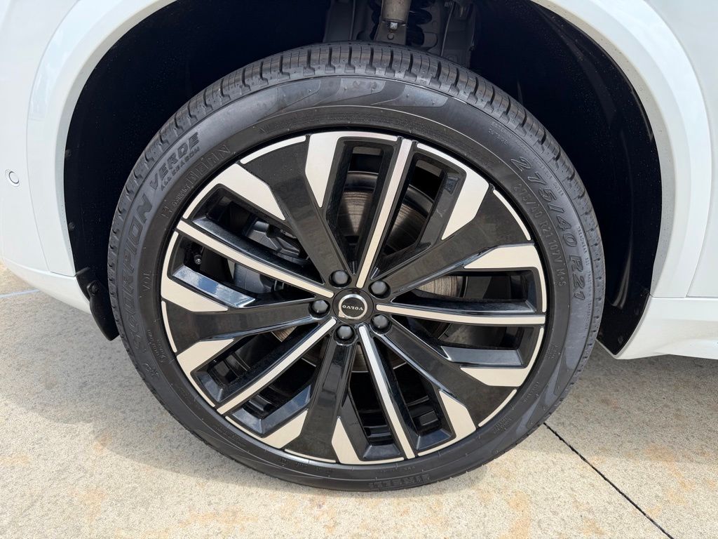 2026 Volvo XC90 Ultra - Photo 10