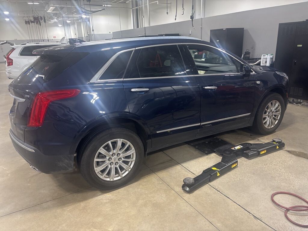 Used 2017 CADILLAC XT5 SUV