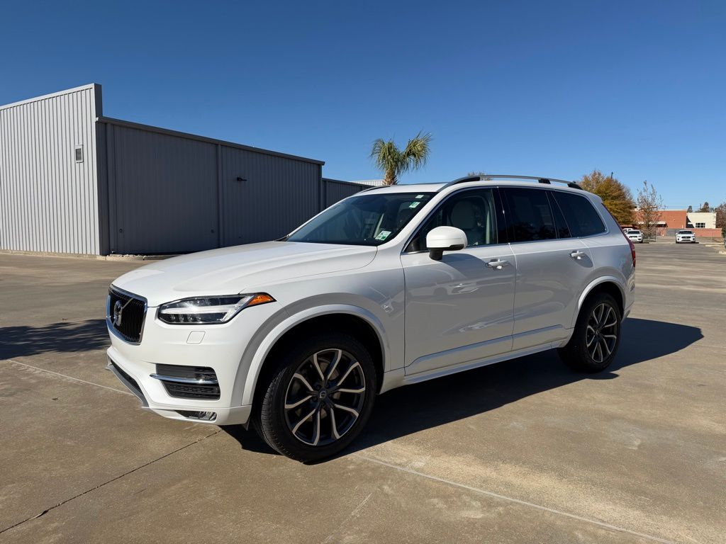 2018 Volvo XC90 Momentum