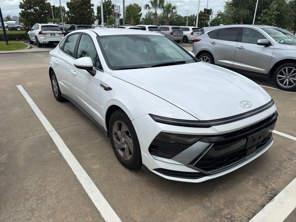 Used 2025 Hyundai Sonata SE Sedan