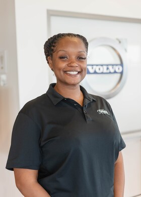 Staff member Felisha Trahan  from ID_eaa1fc47868a