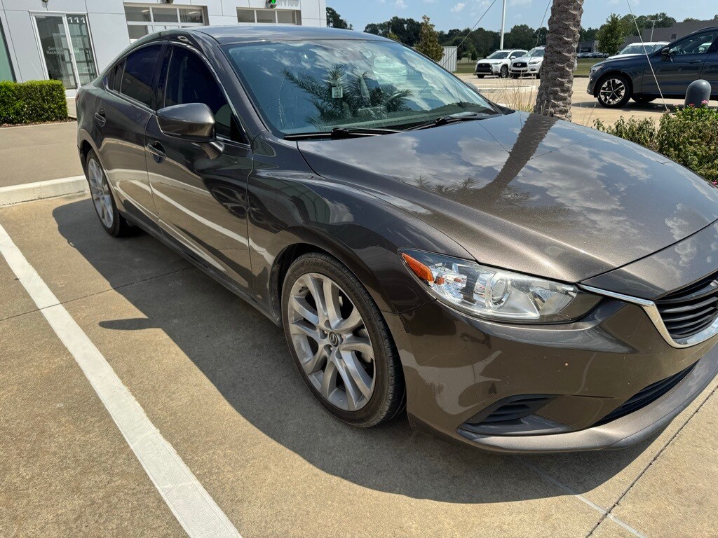 2017 Mazda Mazda6 Touring photo 2