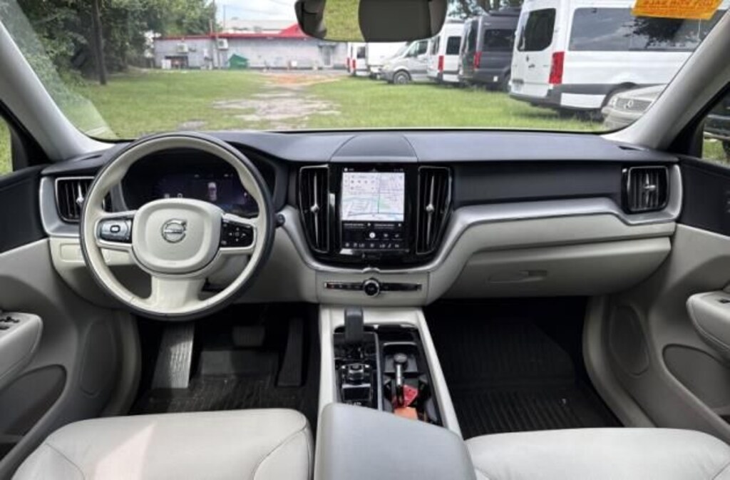 Used 2024 Volvo XC60 B5 Core Dark SUV