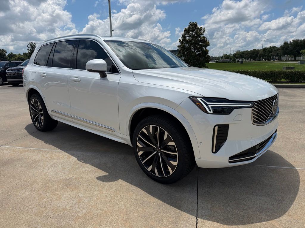 2026 Volvo XC90 Ultra - Photo 7
