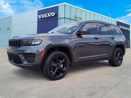 2024 Jeep Grand Cherokee Laredo SUV