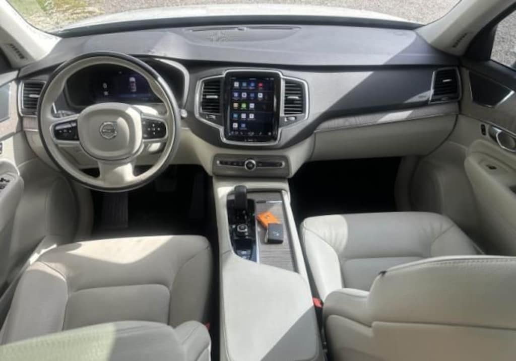 Used 2023 Volvo XC90 B6 AWD Core SUV