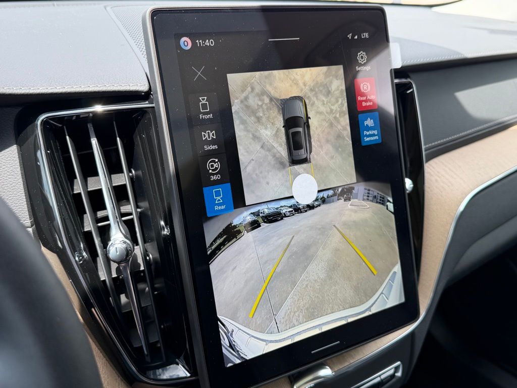 2026 Volvo XC60 Ultra - Photo 21