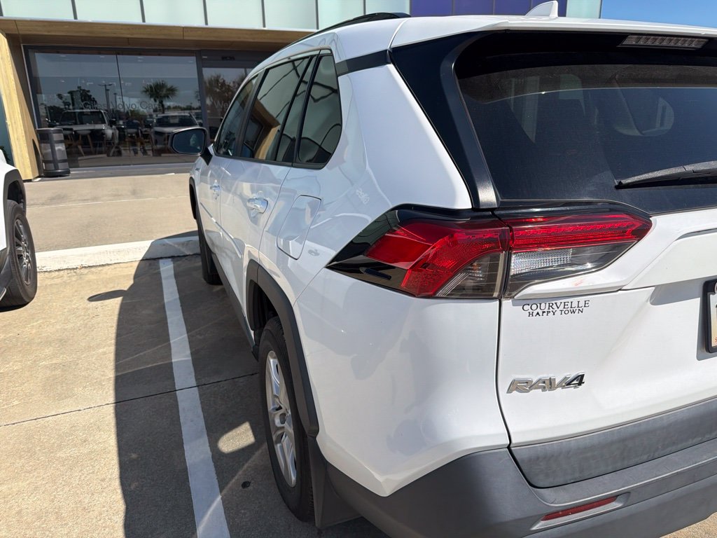 Used 2021 Toyota RAV4 Hybrid LE SUV