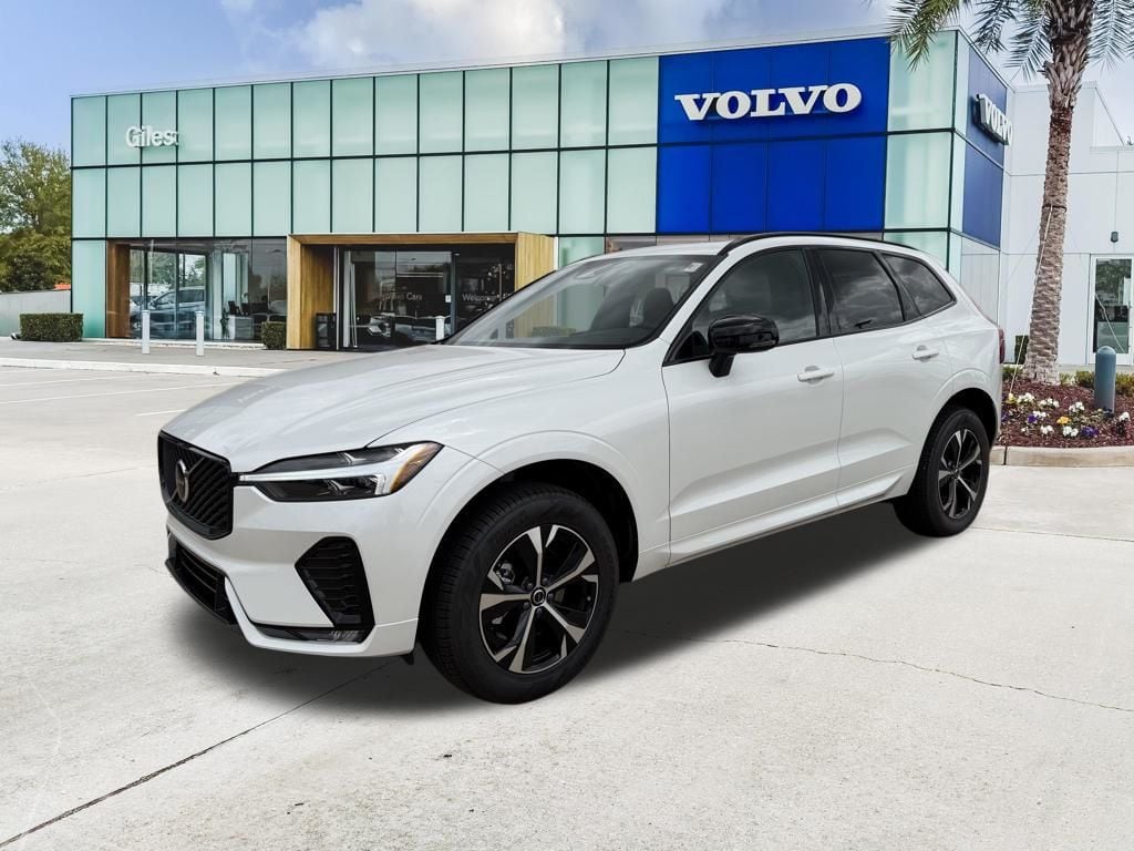 2026 Volvo XC60 B5 Core Dark AWD's photo