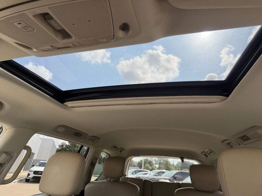 2021 Nissan Armada SL - Photo 24