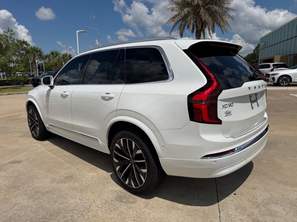 New 2026 Volvo XC90 B5 Ultra 7-Seater SUV