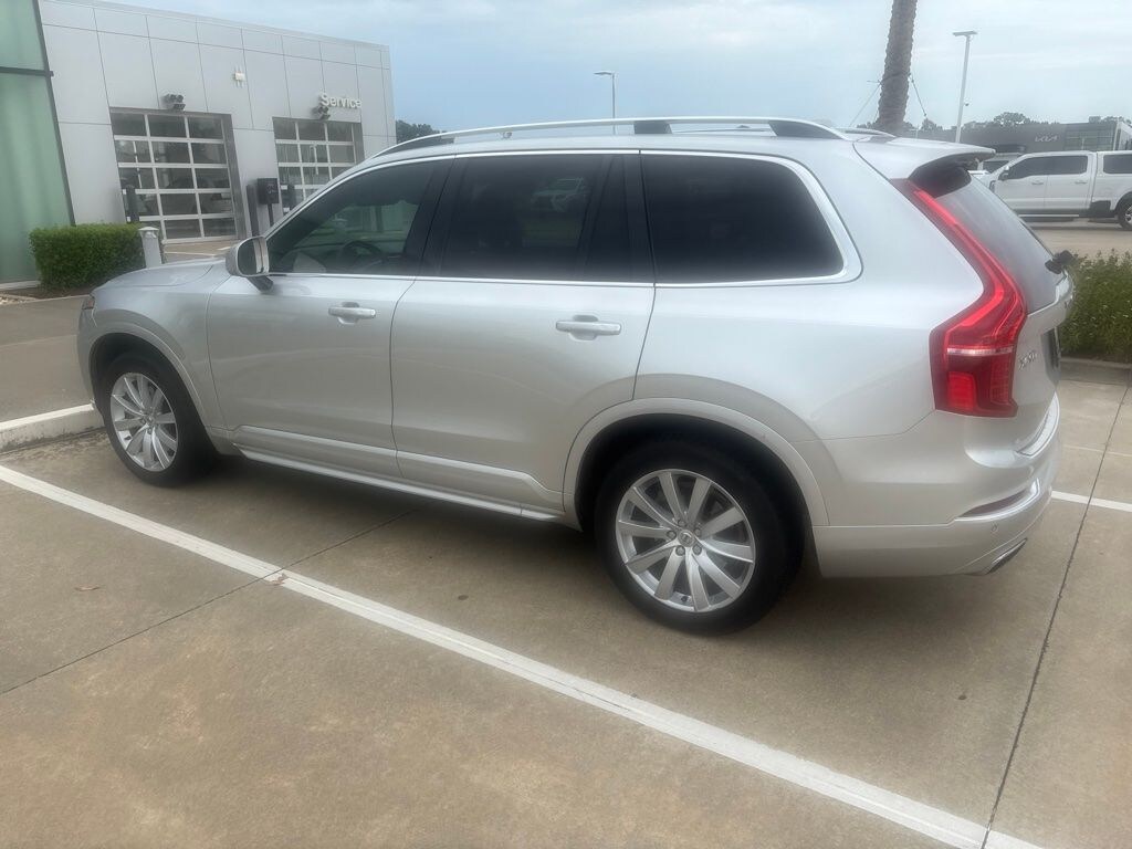 Used 2017 Volvo XC90 T6 AWD Momentum SUV