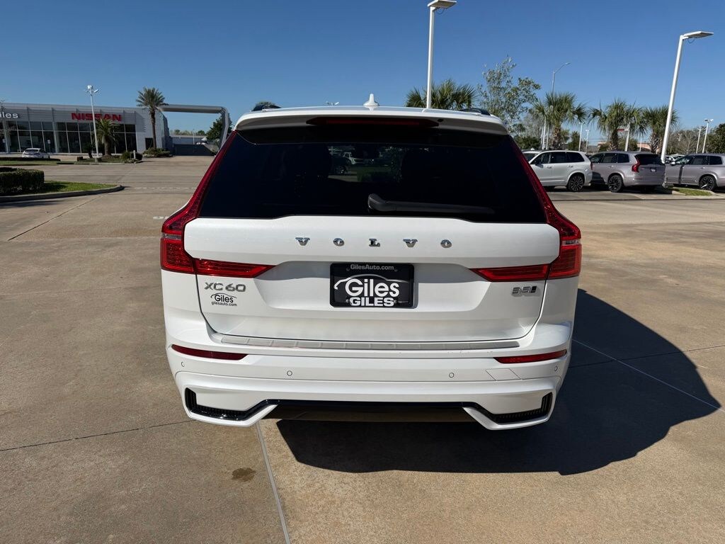 Used 2023 Volvo XC60 B5 AWD Plus Dark SUV