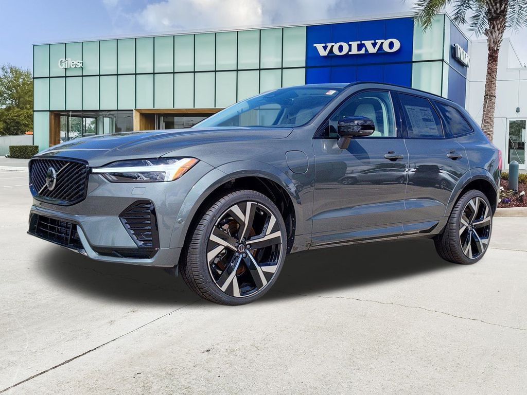 2026 Volvo XC60 T8 Ultra Dark AWD's photo