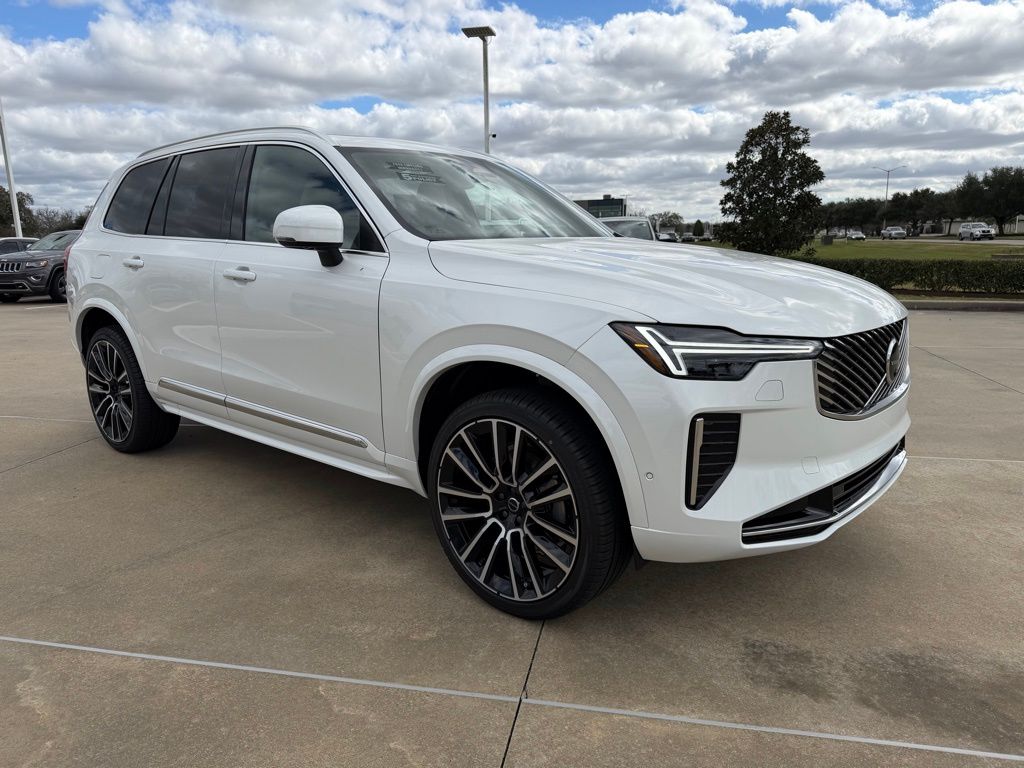 2026 Volvo XC90 Plus - Photo 7