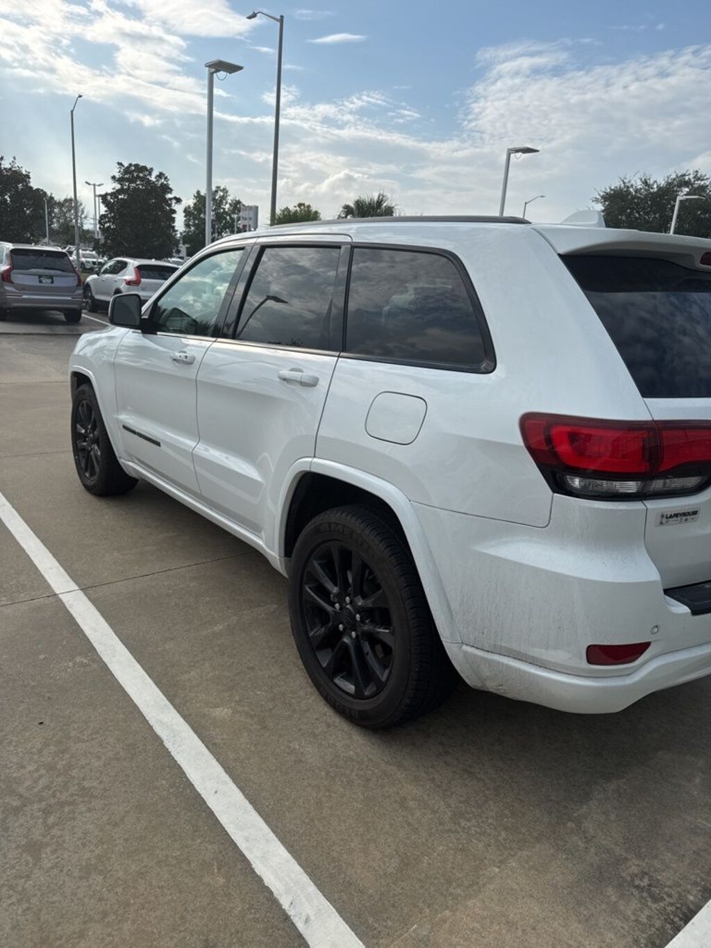Used 2021 Jeep Grand Cherokee Laredo SUV