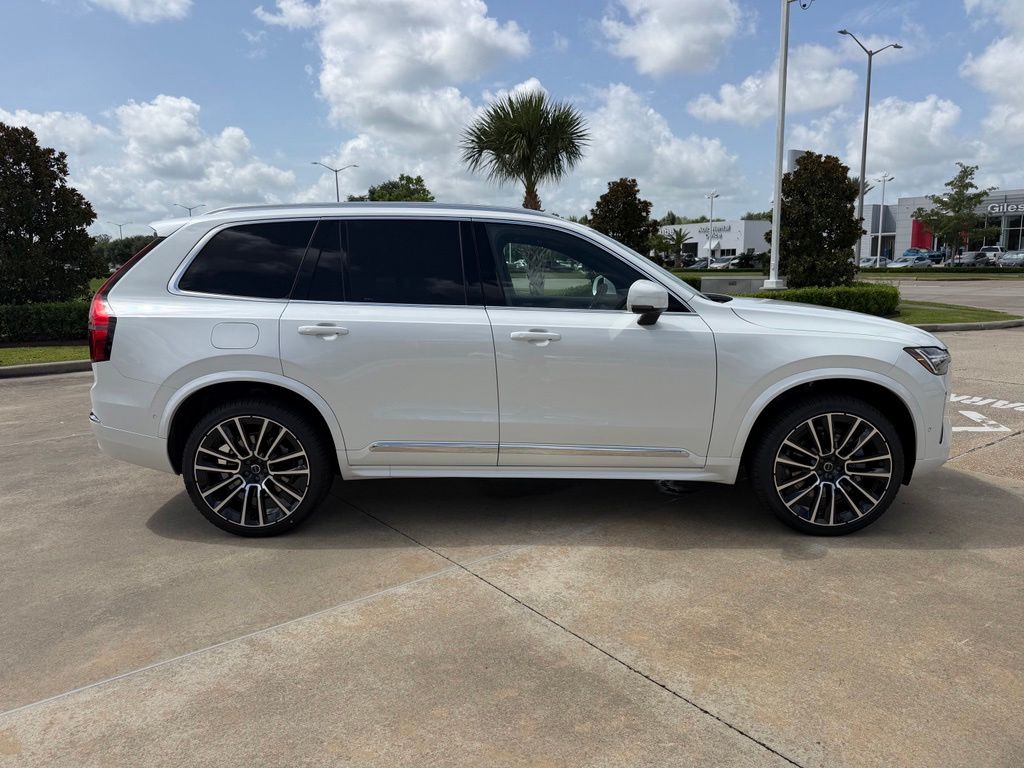 2026 Volvo XC90 Plus - Photo 6