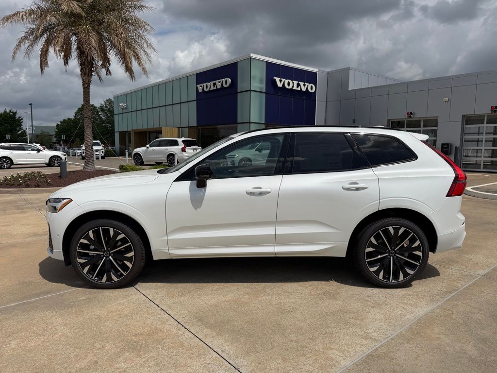 2026 Volvo XC60 Ultra - Photo 2