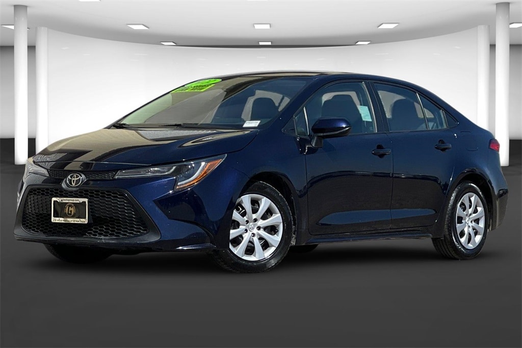 Used 2022 Toyota Corolla LE with VIN 5YFEPMAE7NP331755 for sale in Kerman, CA