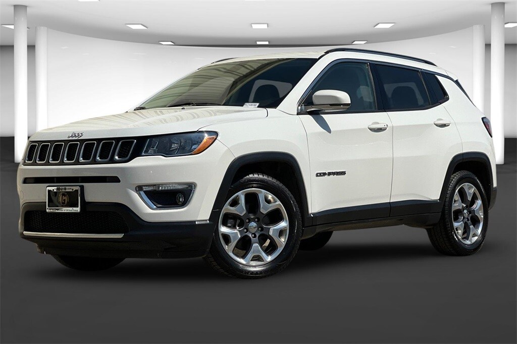 Used 2020 Jeep Compass Limited with VIN 3C4NJCCB8LT128768 for sale in Kerman, CA