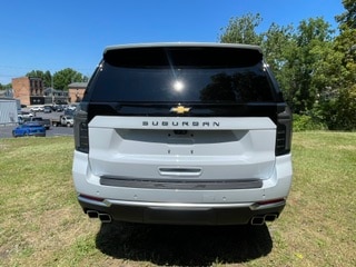 2026 Chevrolet Suburban High Country - Photo 4