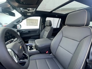 2026 Chevrolet Suburban Premier - Photo 16