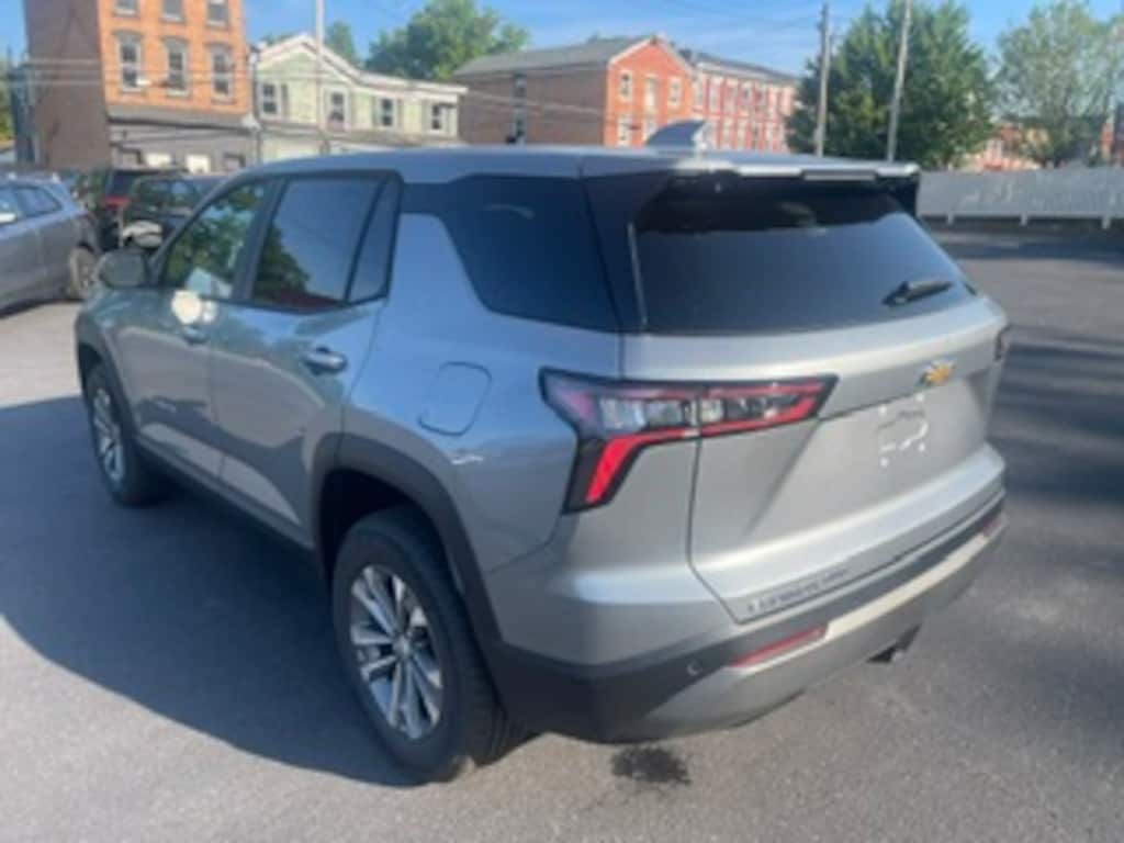 New 2027 Chevrolet Equinox LT SUV