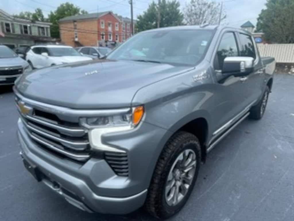 Used 2025 Chevrolet Silverado 1500 High Country Truck