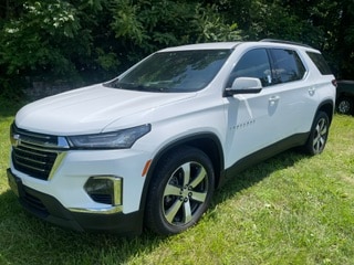 2023 Chevrolet Traverse LT Leather SUV