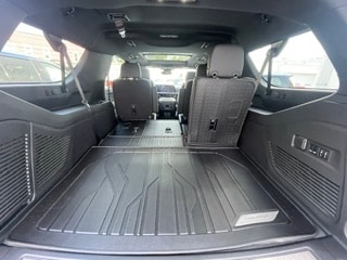 2026 Chevrolet Suburban Premier - Photo 19