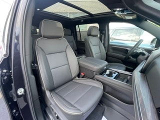 2026 Chevrolet Suburban Premier - Photo 21