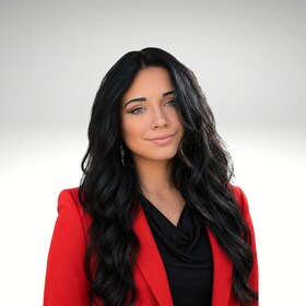Staff member Kaylee Baker from ID_296520