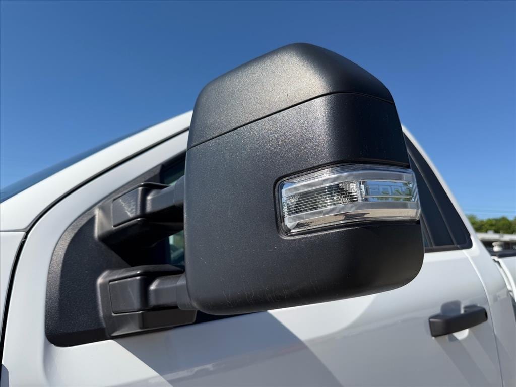 2024 Ford F-350 Super Duty XL - Photo 12