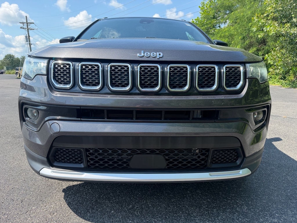 Used 2024 Jeep Compass Limited SUV