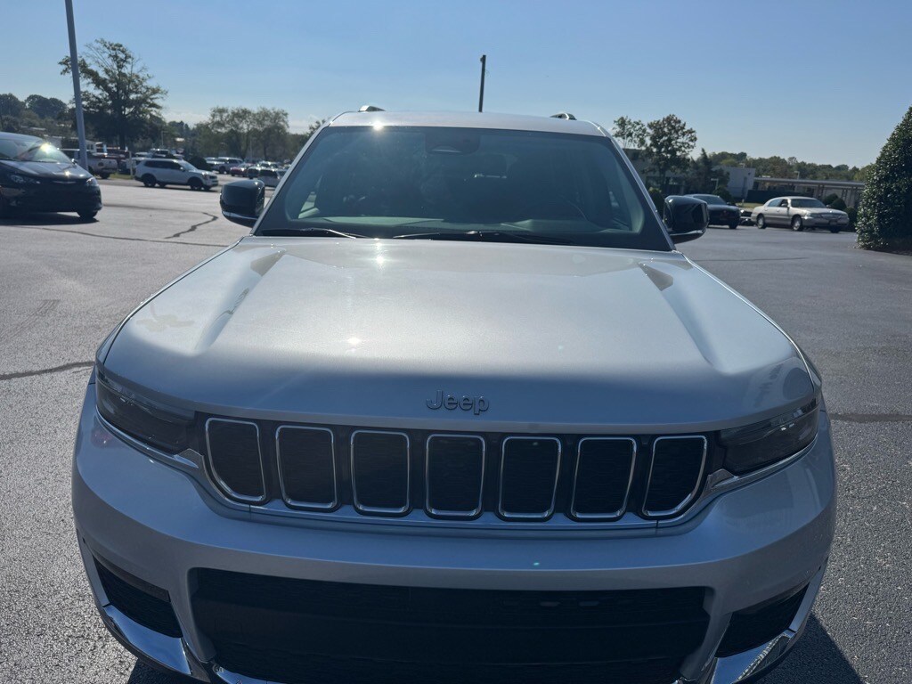 2021 Jeep Grand Cherokee Limited photo 4