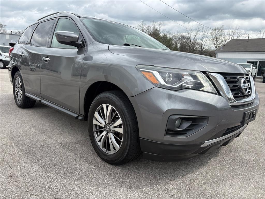 Used 2018 Nissan Pathfinder SV SUV