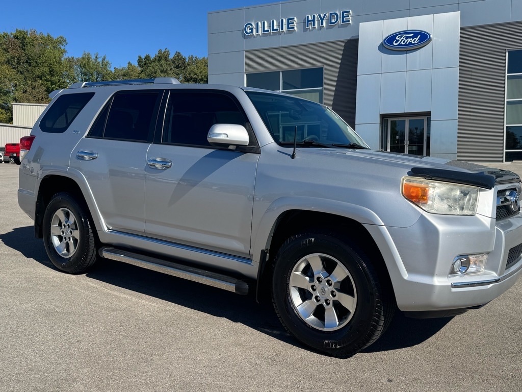 2013 Toyota 4Runner SR5