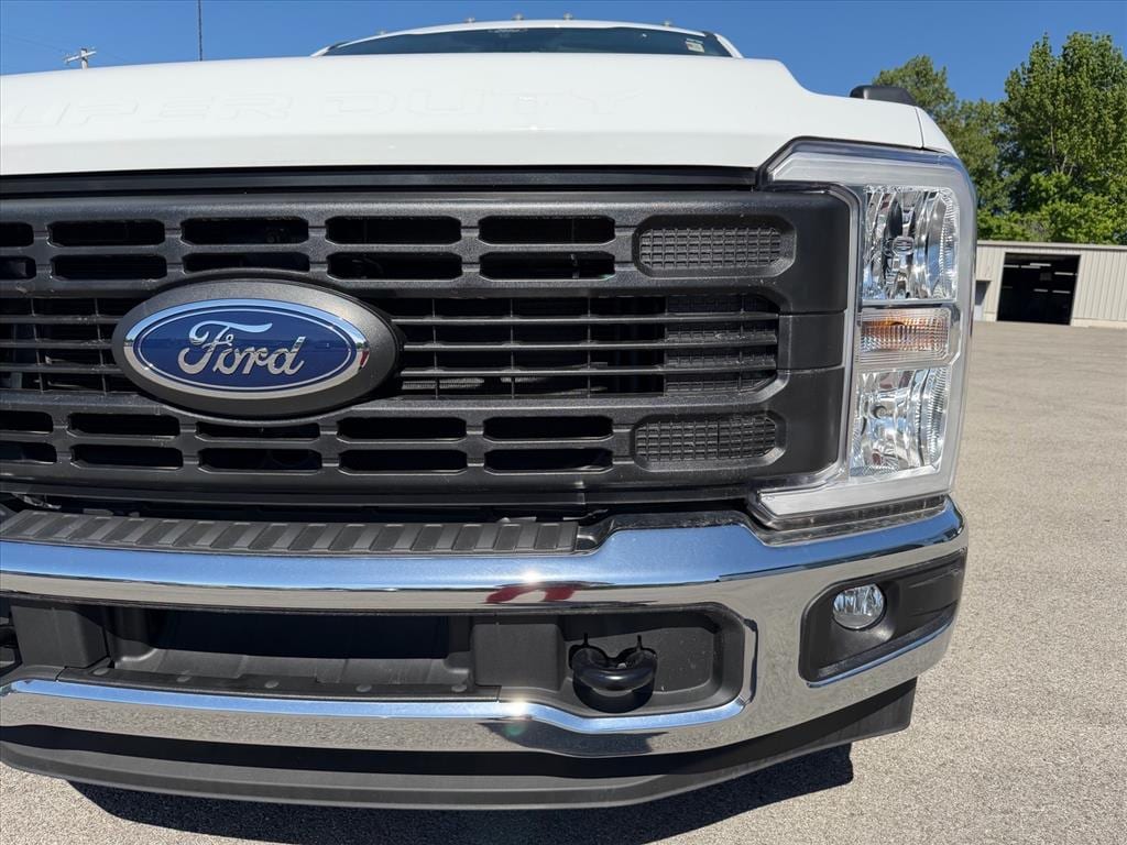 2024 Ford F-350 Super Duty XL - Photo 7