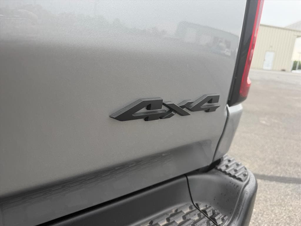2026 RAM 1500 Warlock - Photo 21
